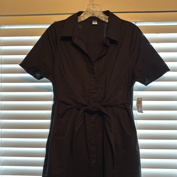 Old Navy maternity dress - Picture 2 of 4